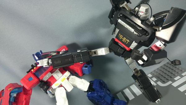 MEGA DRIVE MEGATRON フィギュア Sega Genesis Megatron Transformers Action Figure - Tokyo